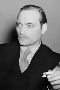 Фото  (John Grierson)