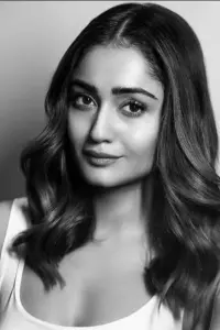 Фото  (Tridha Choudhury)