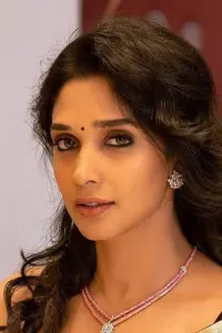 Фото  (Nyla Usha)