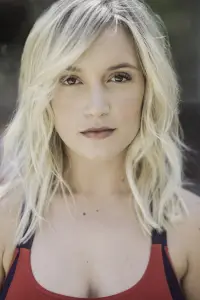 Фото  (Paige Bach)