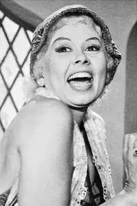 Фото  (Dercy Gonçalves) #516935