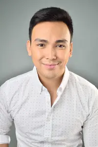 Фото  (Mark Manicad)