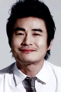 Фото О Чанг-кюн (Oh Chang-kyung)