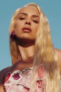 Фото  (Bad Gyal)