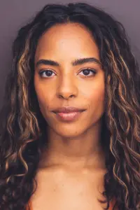 Фото  (Tara Anika Nicolas)