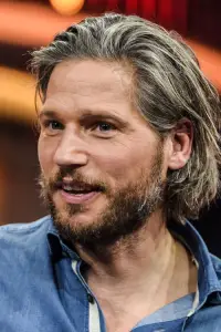 Фото  (Sebastian Ströbel) #324316