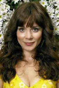 Фото Анна Фріл (Anna Friel)