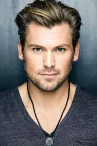 Фото  (Chris Prascus)