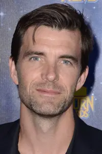Фото Лукас Браянт (Lucas Bryant)