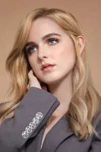 Фото Маккенна Грейс (Mckenna Grace)