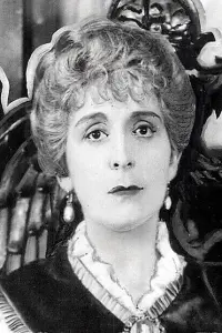 Фото  (Clarissa Selwynne)