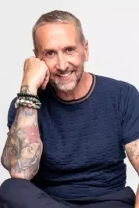 Фото  (Philippe Caverivière)