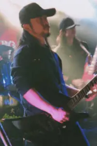 Фото  (Yasuhiro Kawaguchi)