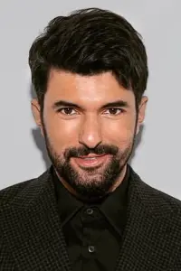 Фото  (Engin Akyürek)