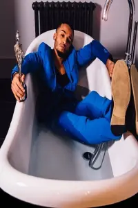 Фото  (Aston Merrygold)