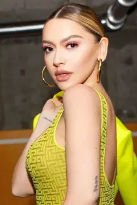 Фото  (Hadise)