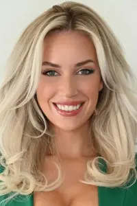 Фото  (Paige Spiranac)