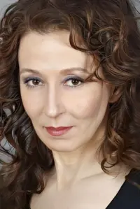 Фото  (Defne Halman)