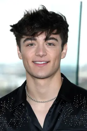 Фото Ашер Ангел (Asher Angel) #13489