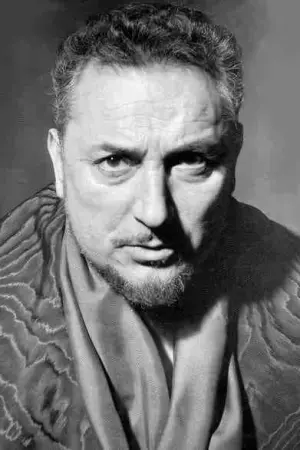 Фото П'єр Брассер #97444