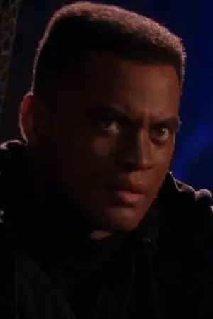 Фото Грегорі Маккінні #92909