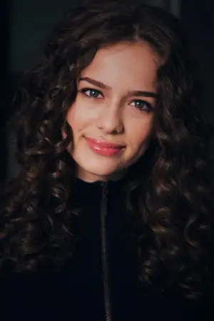 Фото Інженер Аряна #210302