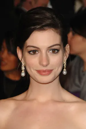 Фото Енн Гетевей (Anne Hathaway) #8525