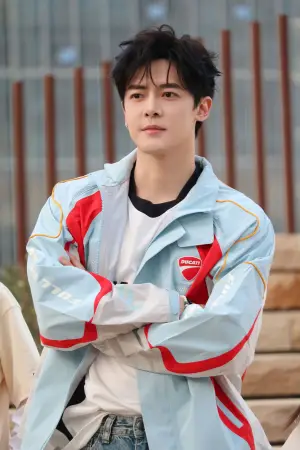 Фото  (Fu Xinbo) #341790