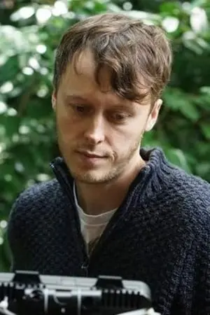 Фото Саймон Уеллс #68485