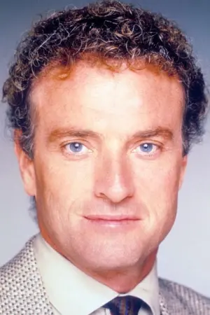 Фото Кевін Джеймс Добсон (Kevin James Dobson) #298772