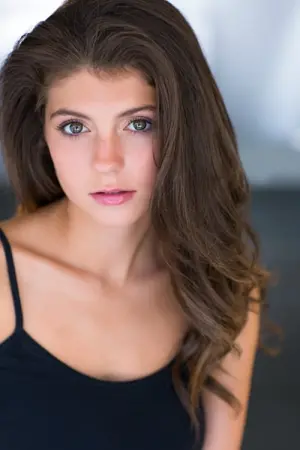 Фото Емілі Бейдер (Emily Bader) #156878