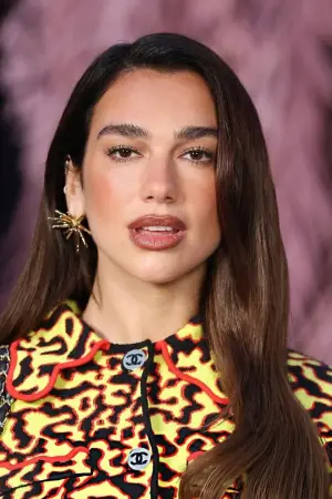 Фото Дуа Ліпа (Dua Lipa) #327044