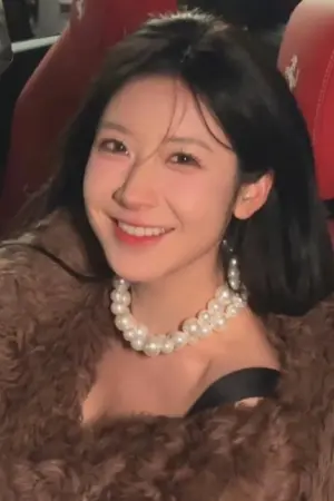 Фото  (Ai Ye) #140007