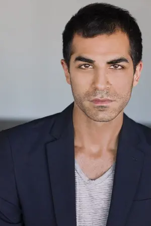 Фото Райан Кольт Леві #16524