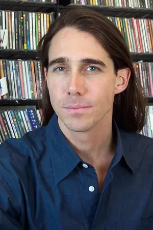 Фото Джоел К. Хай #75062