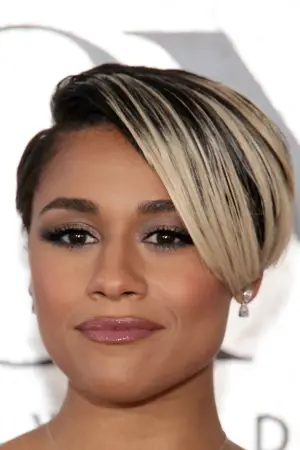 Фото Аріана Дебоус (Ariana DeBose) #326427