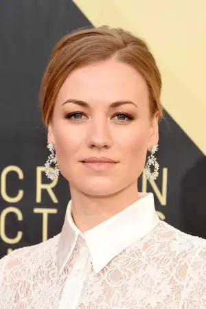 Фото Івонн Страховскі (Yvonne Strahovski) #15067