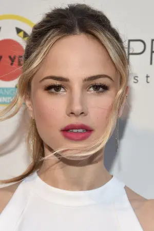 Фото Халстон Сейдж (Halston Sage) #25729