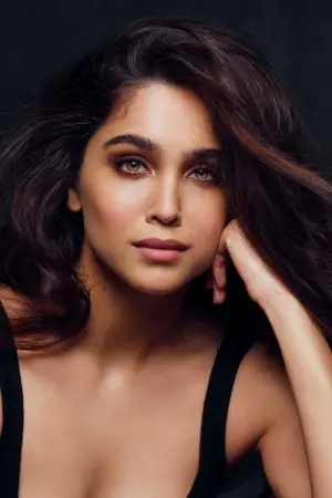 Фото  (Sharvari Wagh) #344051