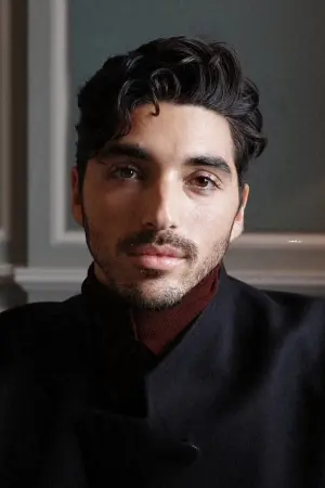 Фото Тейлор Захар Перес (Taylor Zakhar Perez) #25172