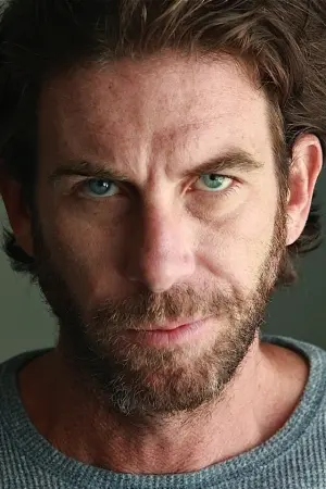 Фото Клінт Джеймс #44802