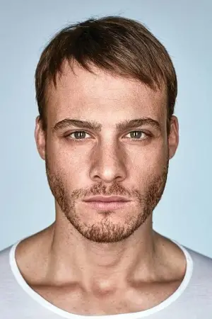 Фото Керем Бюрсін (Kerem Bürsin) #342911