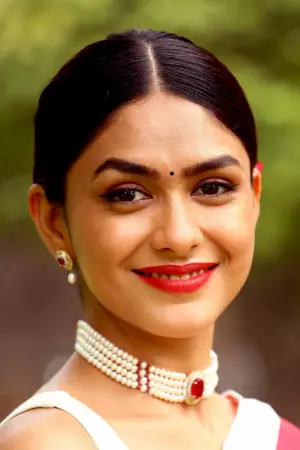 Фото Мрунал Тхакур (Mrunal Thakur) #254106