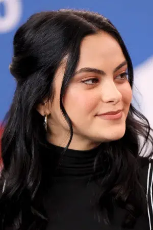 Фото Каміла Мендес (Camila Mendes) #96763