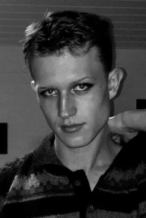 Фото Лінуа Ленд #306701