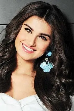 Фото  (Tara Sutaria) #284855