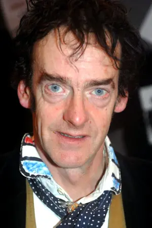 Фото Едуард Тюдор-Пол #10442