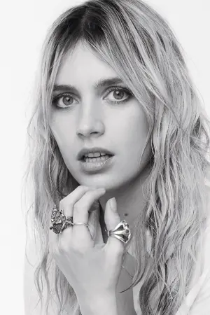 Фото Нелл Тайґер Фрі (Nell Tiger Free) #305894