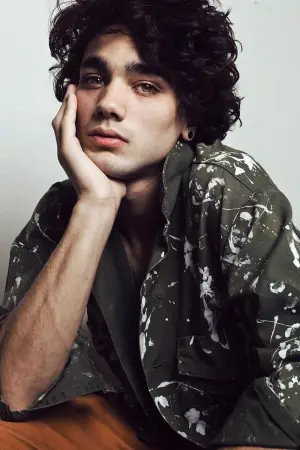 Фото  (Charlie Polinger) #357566