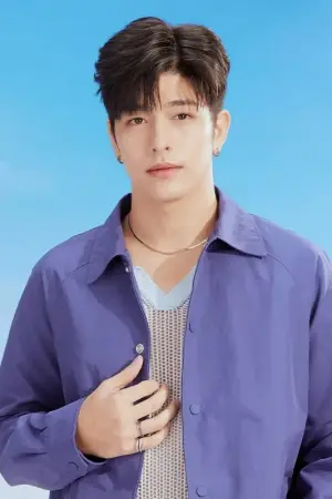 Фото  (Luke Ishikawa Plowden) #352647